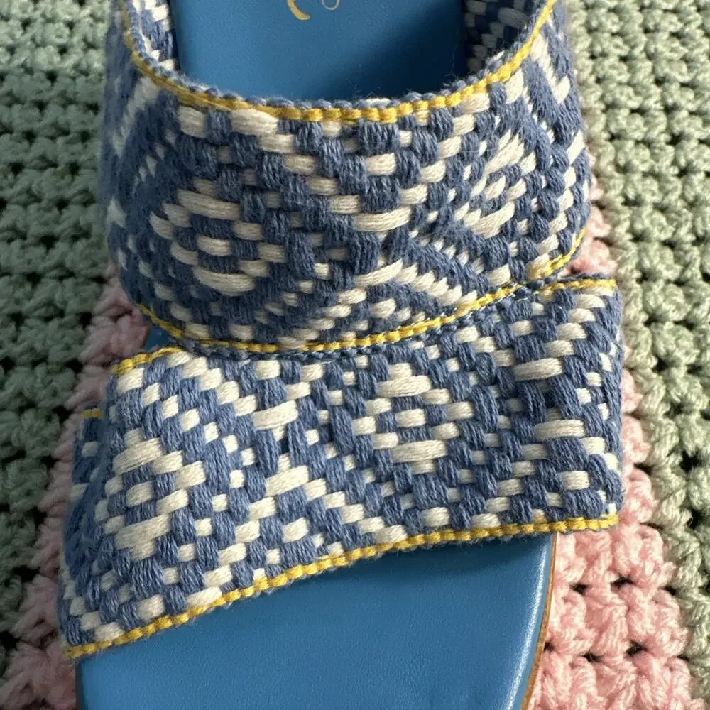 Callisto Woman’s Size 10 Sandals Blue Geometric Wedge NWOT